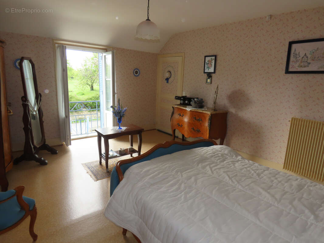 Maison 113 m² à Charroux  - photo 11