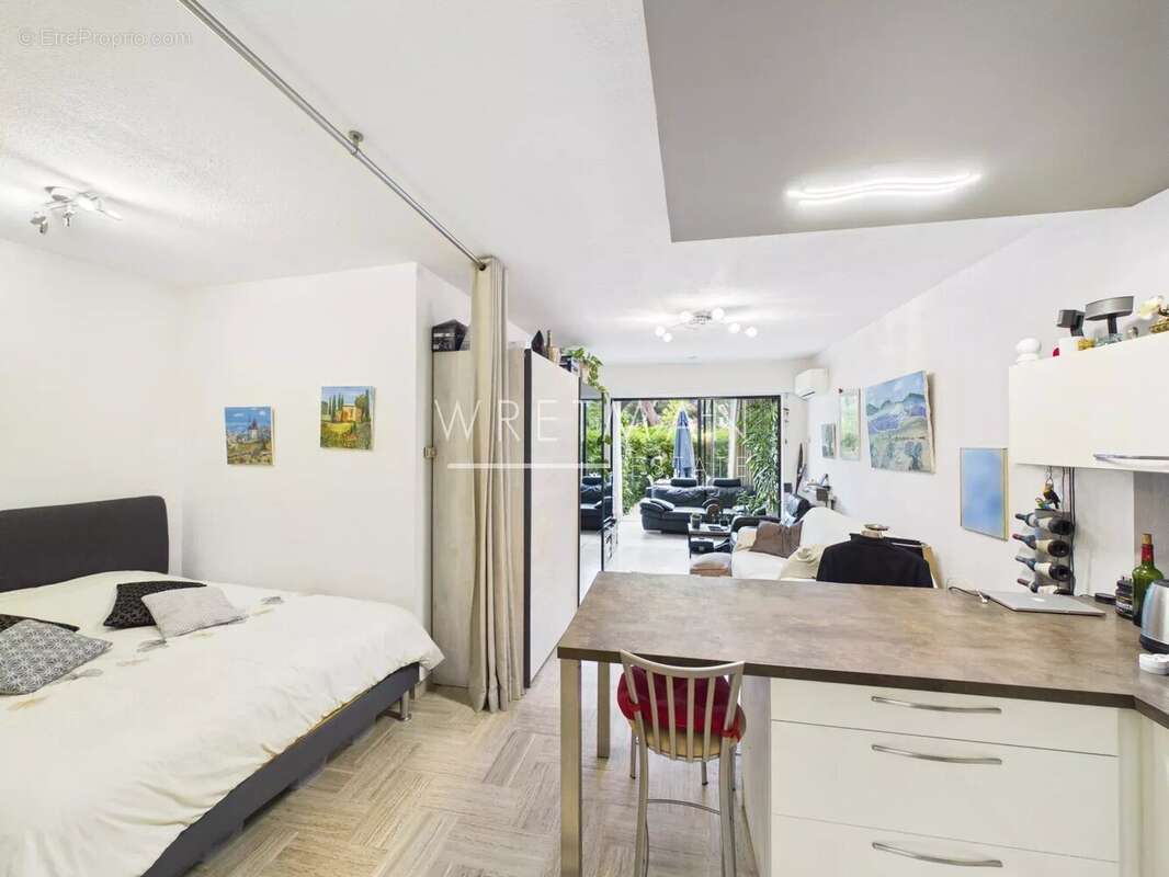 Appartement à VILLENEUVE-LOUBET