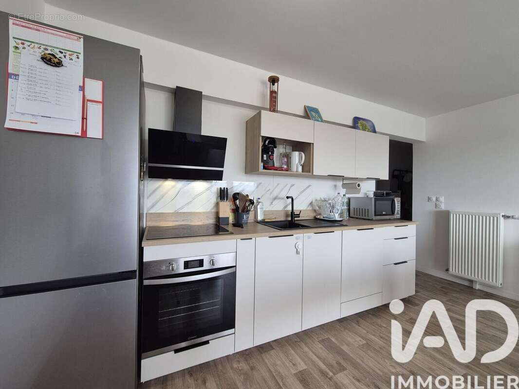 Photo 5 - Appartement à BUSSY-SAINT-GEORGES