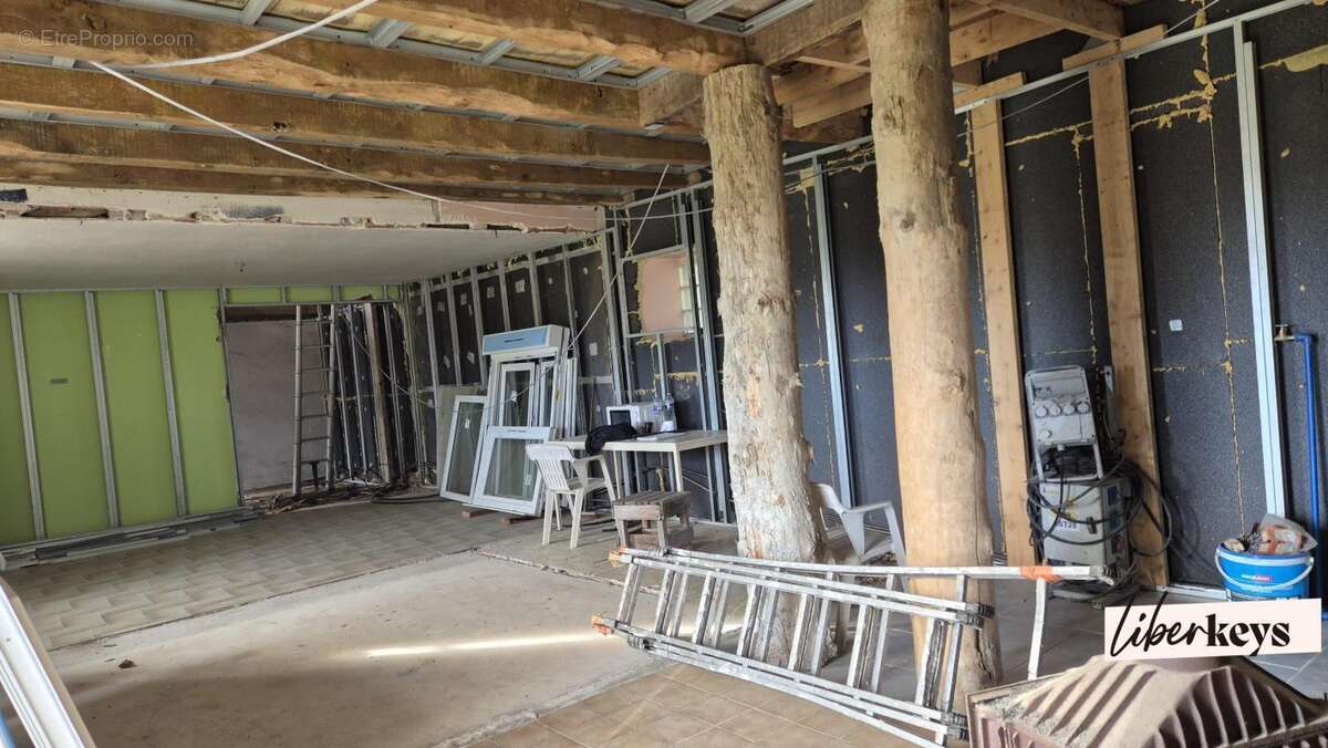 Maison à finir de rénover à Langourla - photo 5