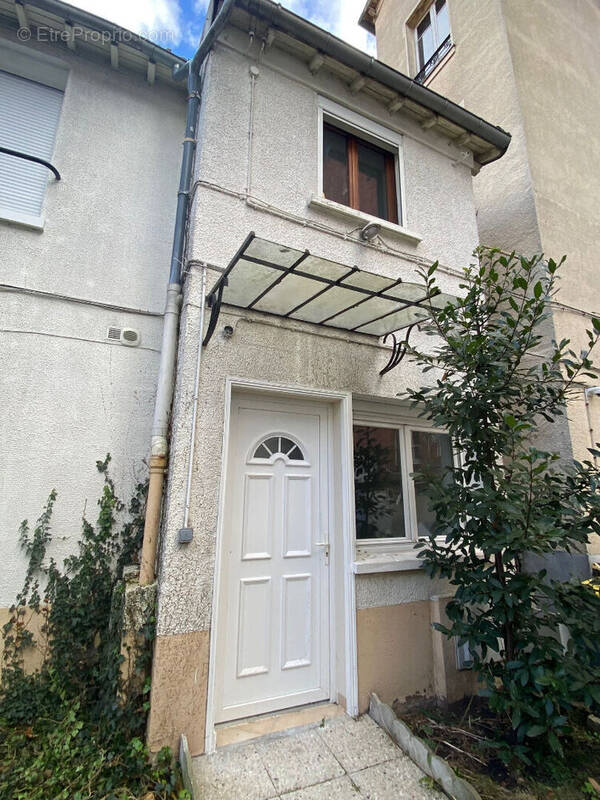 Appartement à LIVRY-GARGAN