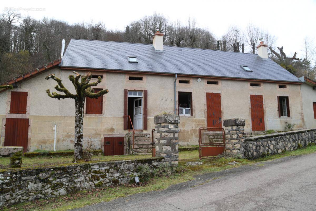 Maison à LA COMELLE