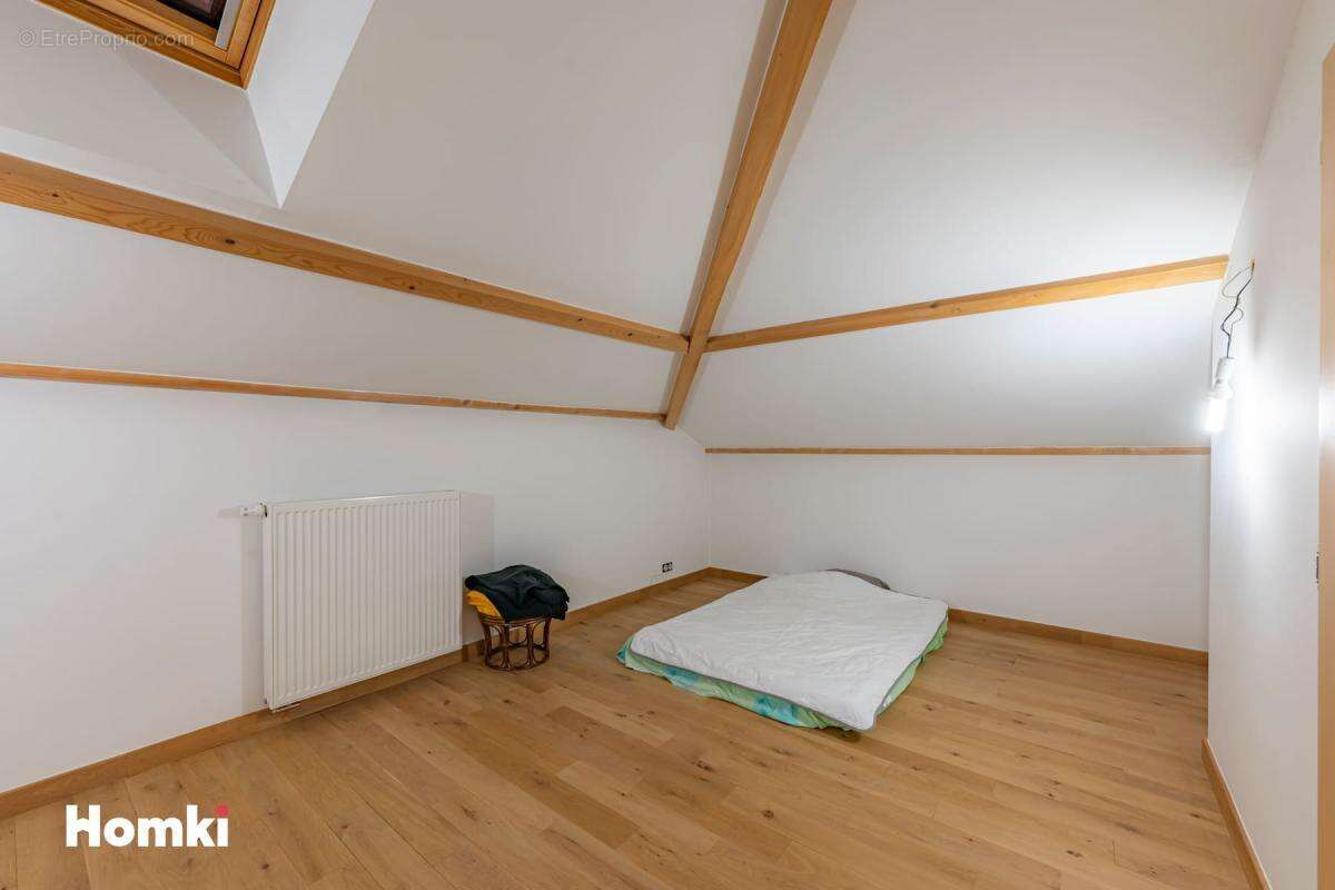 Propriété familiale T11 de 306.89 m² - photo 16