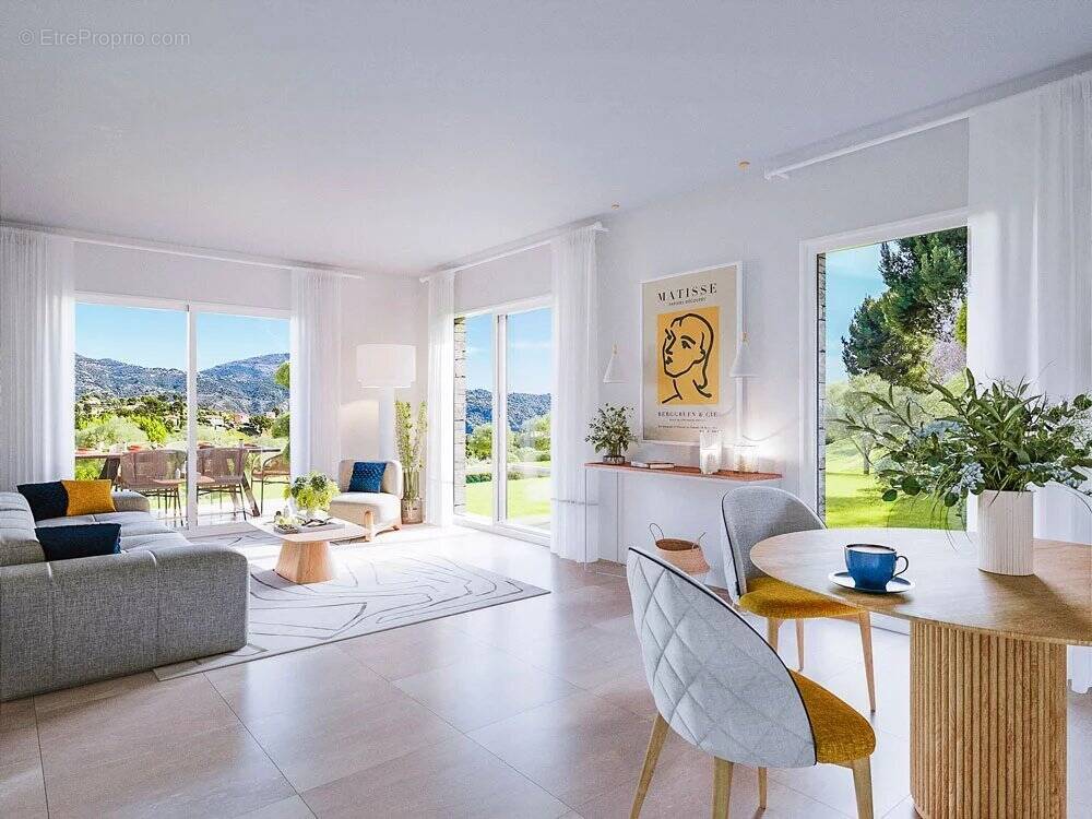 Maison à CARROS