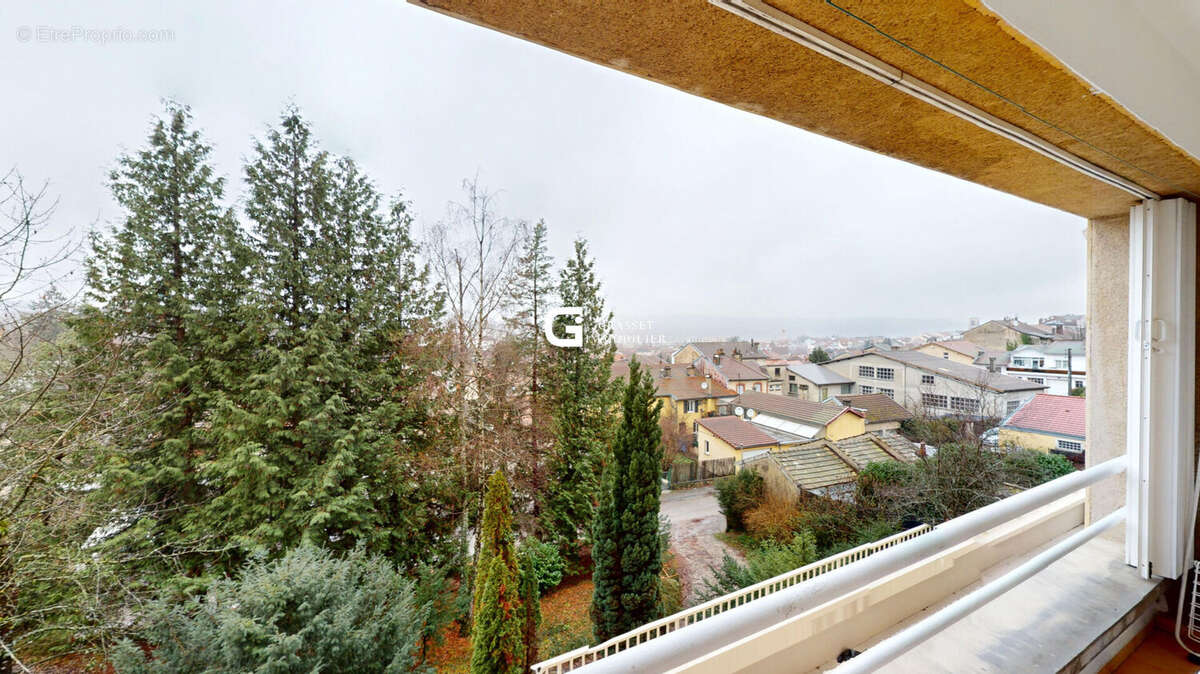 Appartement à OYONNAX