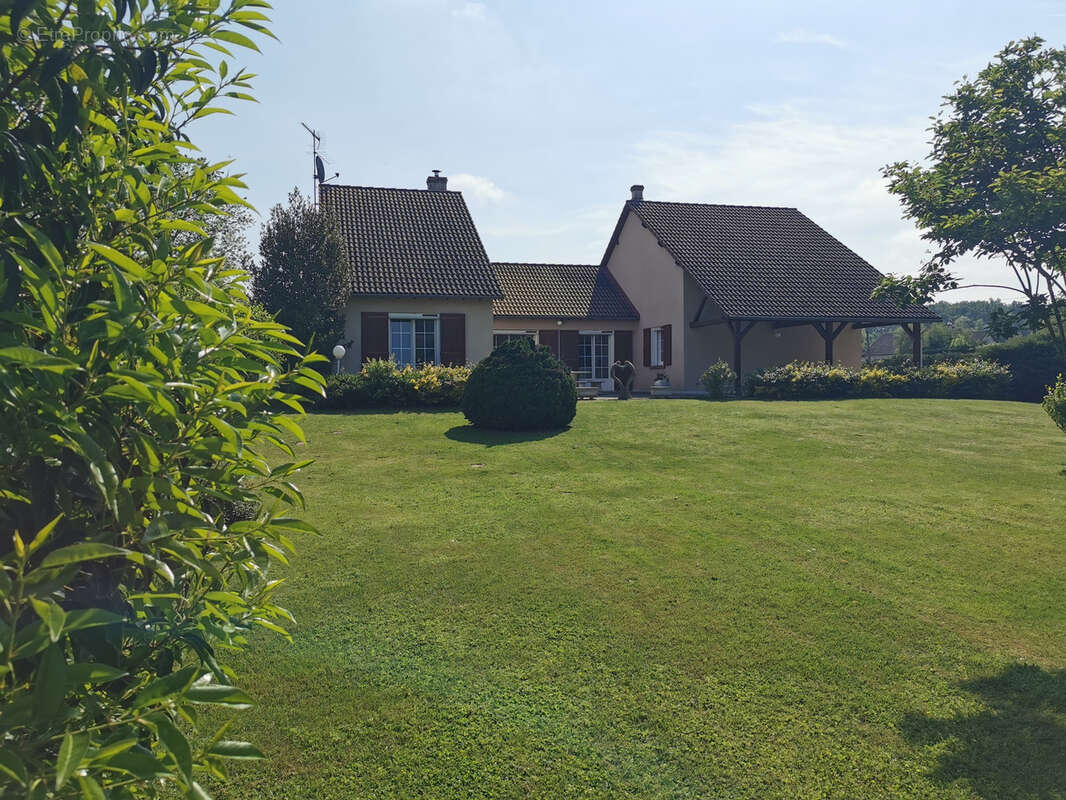 Maison à SAINT-JULIEN-SUR-CHER