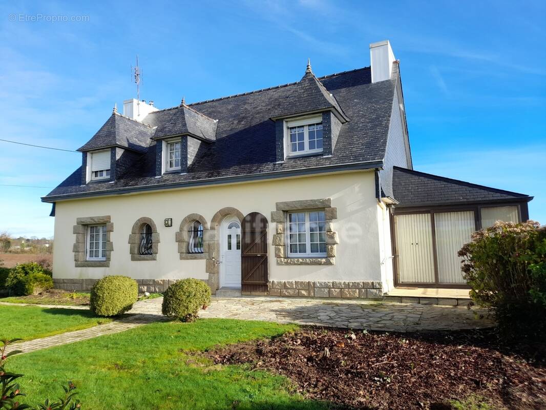 Maison à QUEMENEVEN