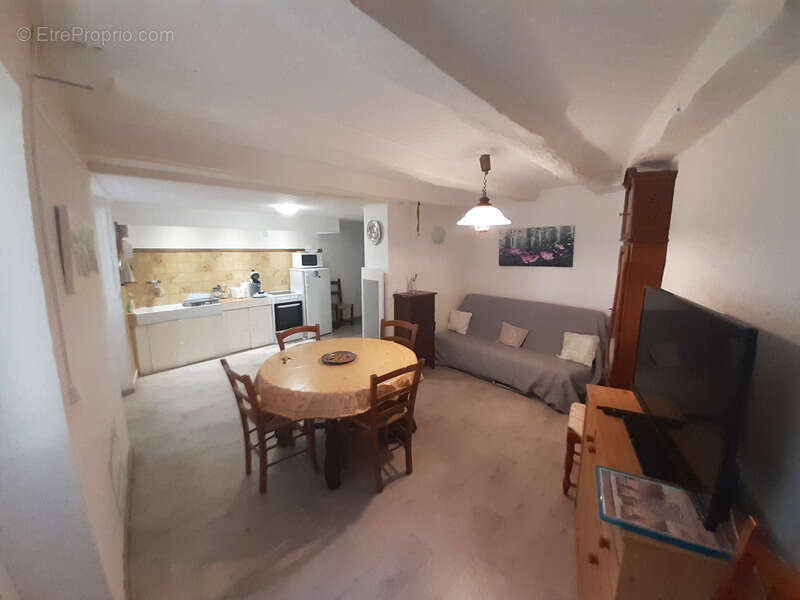 Maison à LIMOGNE-EN-QUERCY