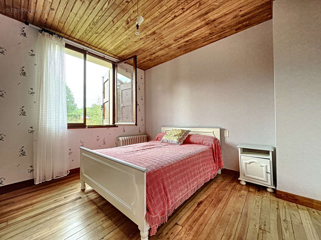 Maison type 4 de 105 m2 sur son terrain de 1664 m2 - photo 13
