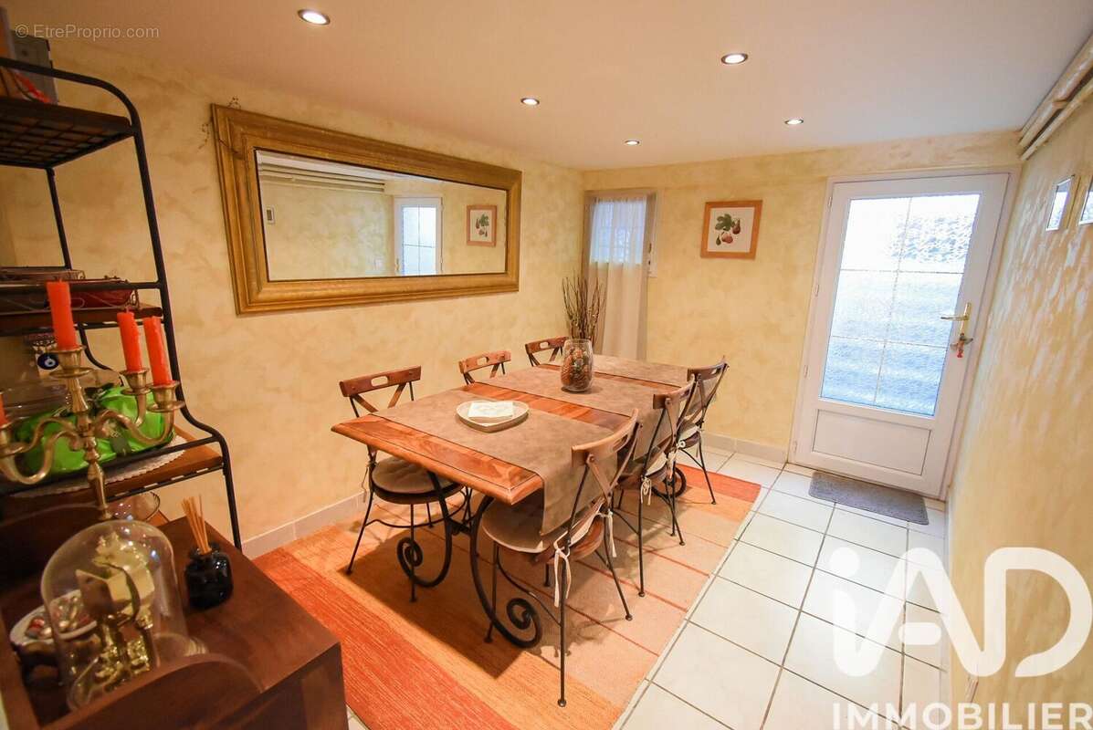 Photo 4 - Maison à NEUILLY-SUR-MARNE