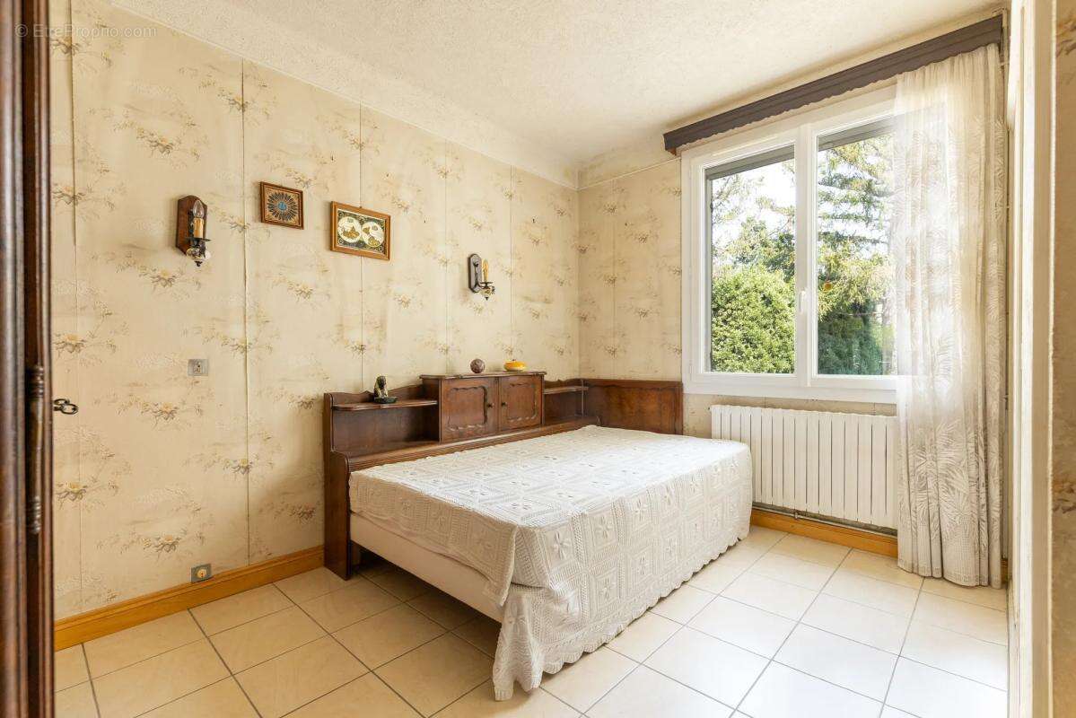 Maison à PELISSANNE