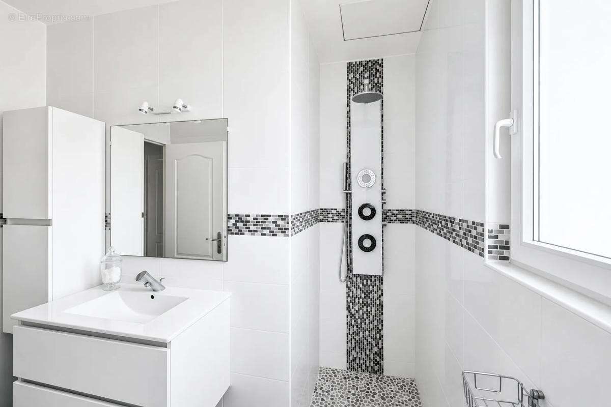 Maison rénovée 6 pièces à Bergerac - photo 24