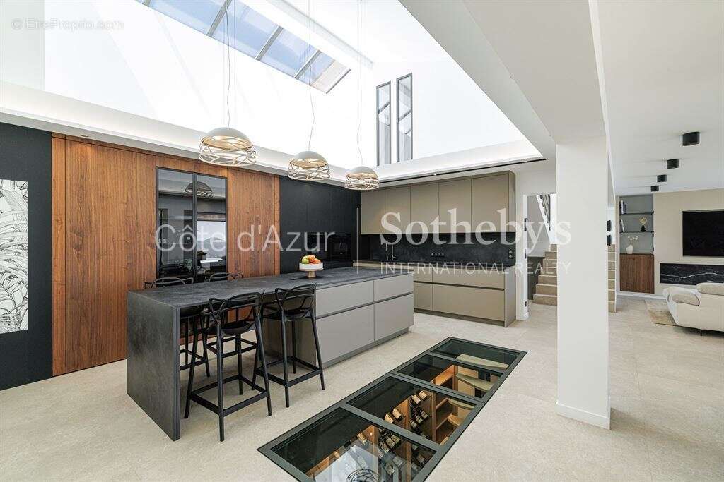 Proche Mandelieu villa contemporaine vue mer 290 m2 piscine calme absolu - photo 7