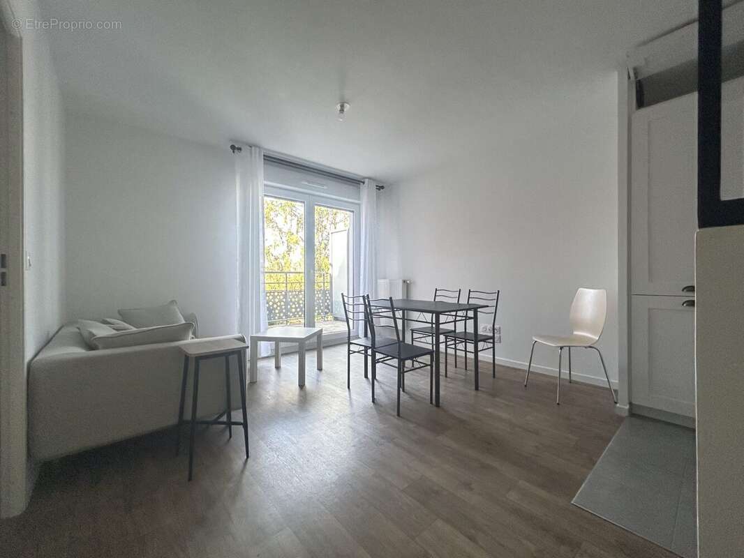 Appartement à BOIS-D'ARCY