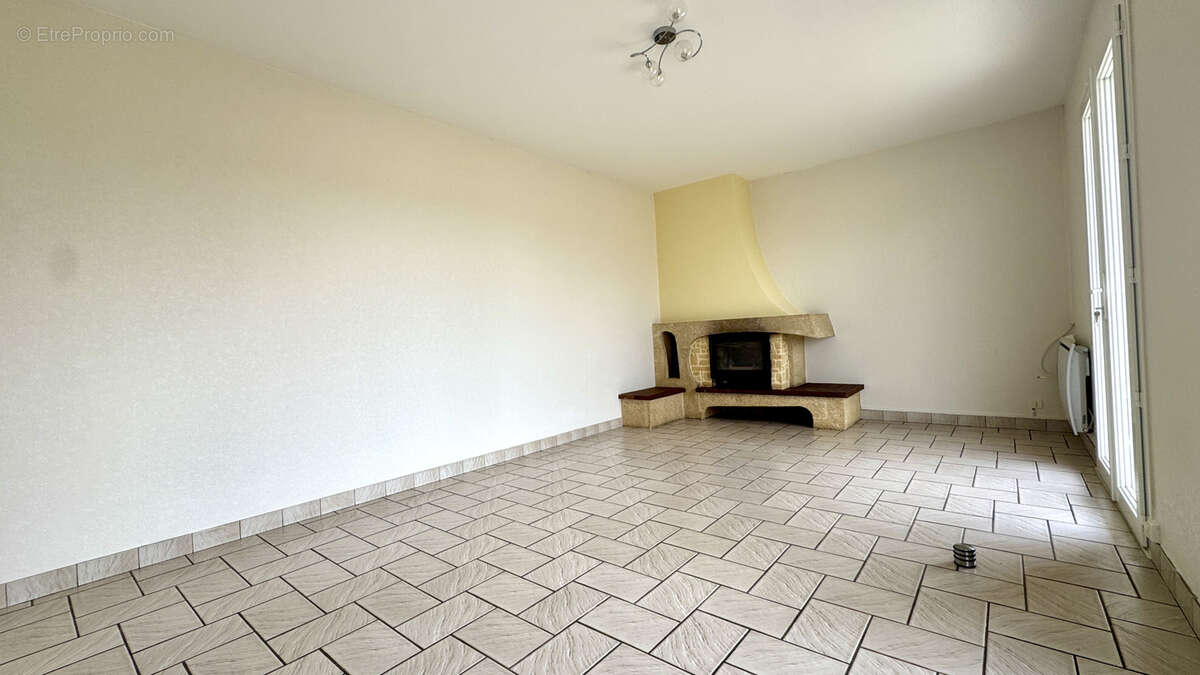 Maison à GONTAUD-DE-NOGARET