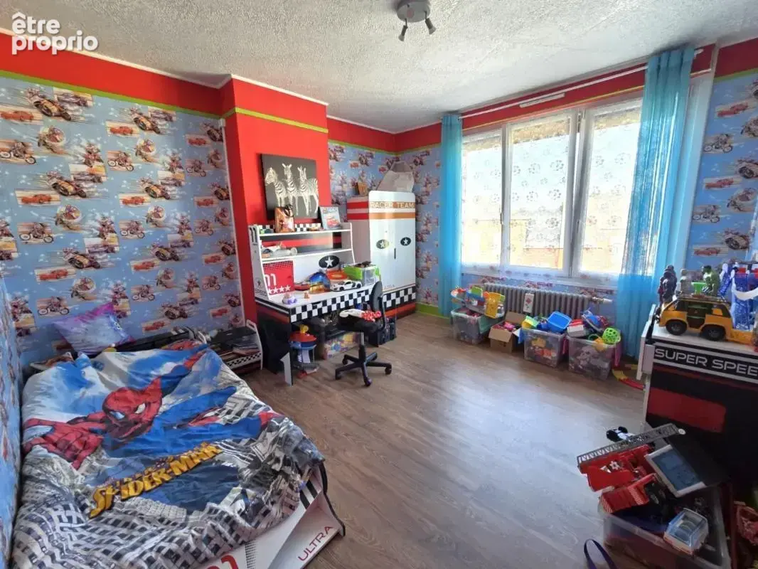 HIRSON (02) -  Vente maison avec 6 chambres , garage  et jardin  - photo 7