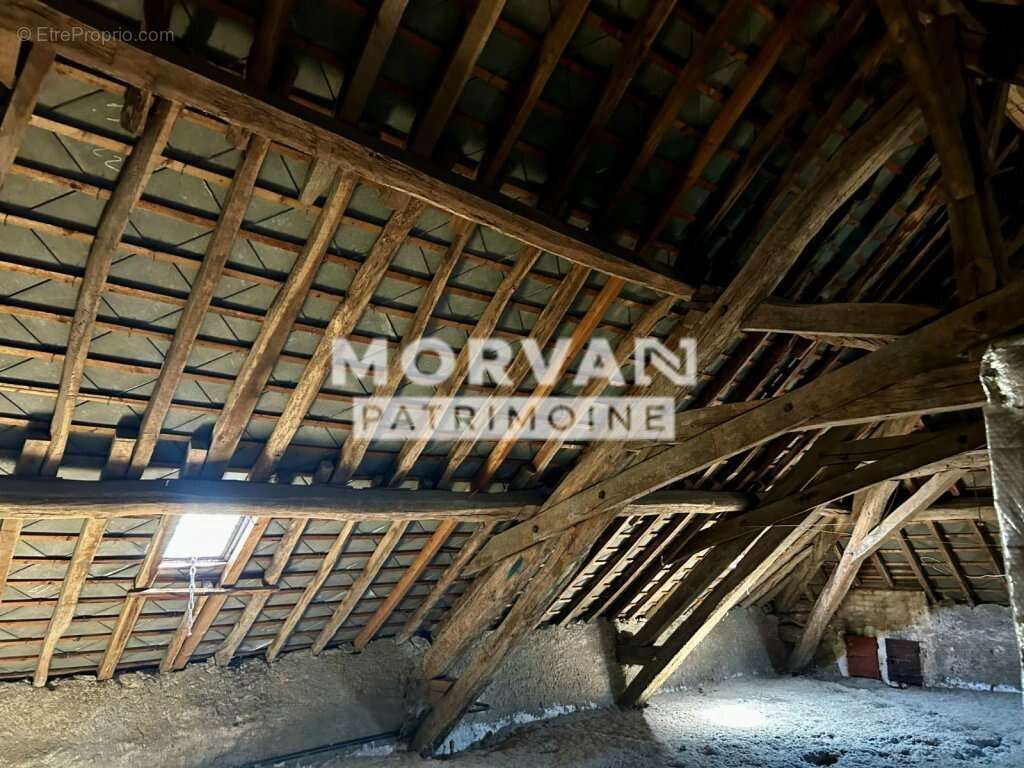 Maison de caractere coeur bazois  face au canal - toutes commodites - cour et dependances - - photo 6