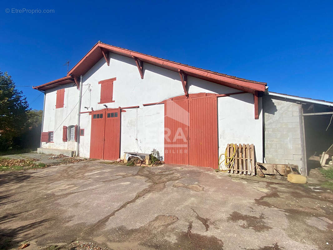 Maison à SAINTE-MARIE-DE-GOSSE