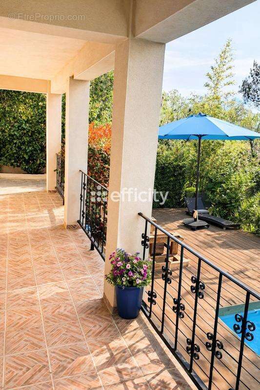 Maison à SAINT-GELY-DU-FESC