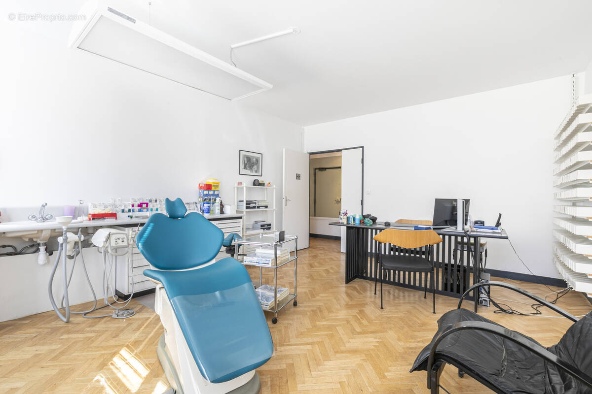 Commerce à SAINT-GERMAIN-EN-LAYE