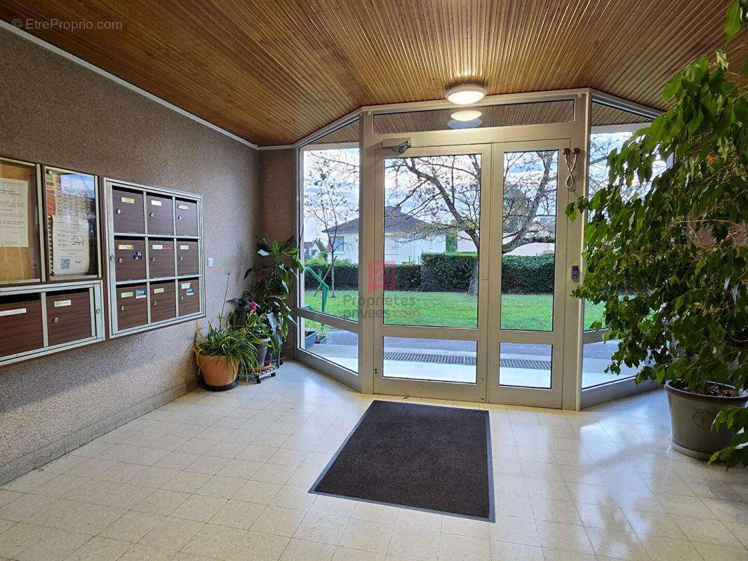 Appartement à VILLIERS-SUR-ORGE