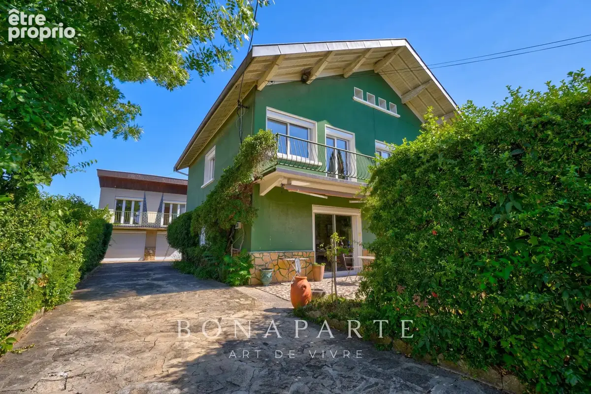 Décines – propriété familiale 197 m² – maison principale & maison indépendante – terrain 664 m² - photo 16