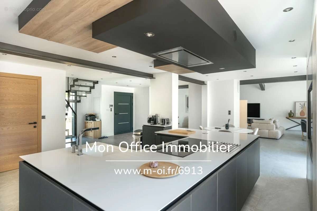 Référence : 6913-NFI - Villa 5 pièces + piscine au calme - photo 7