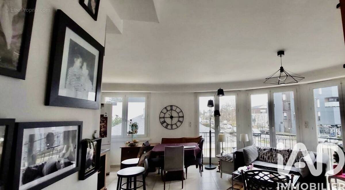 Photo 1 - Appartement à SAUTRON