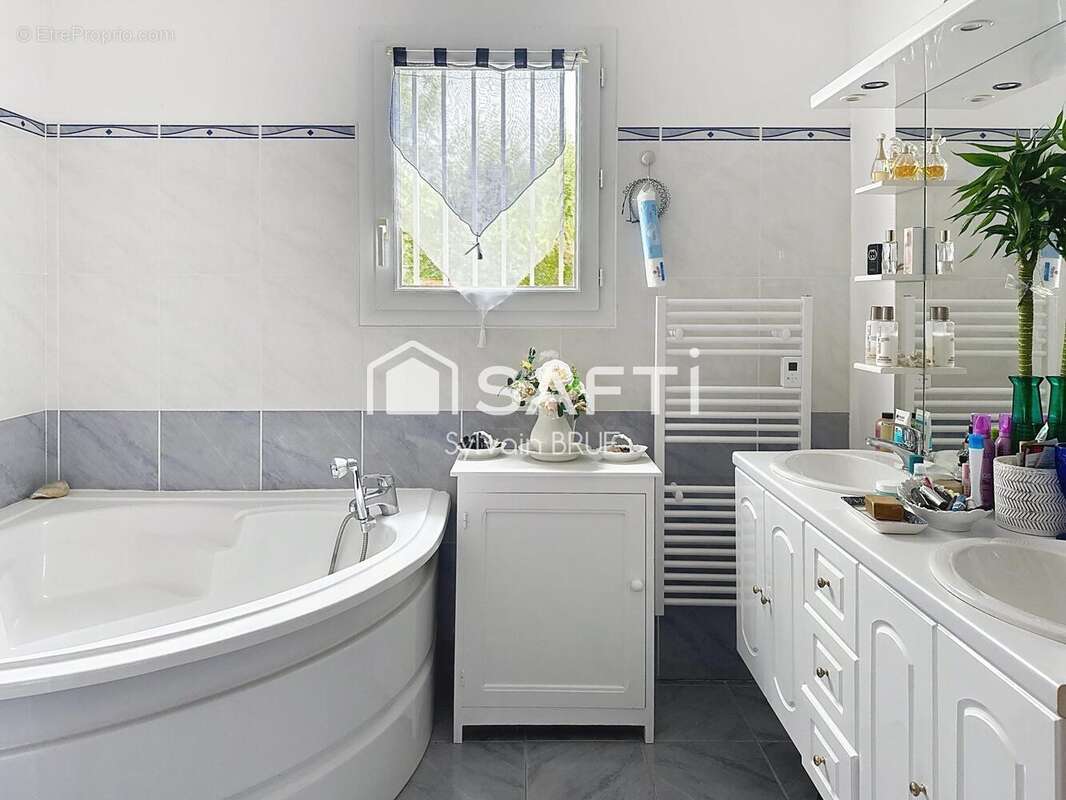 Photo 5 - Maison à CIEURAC