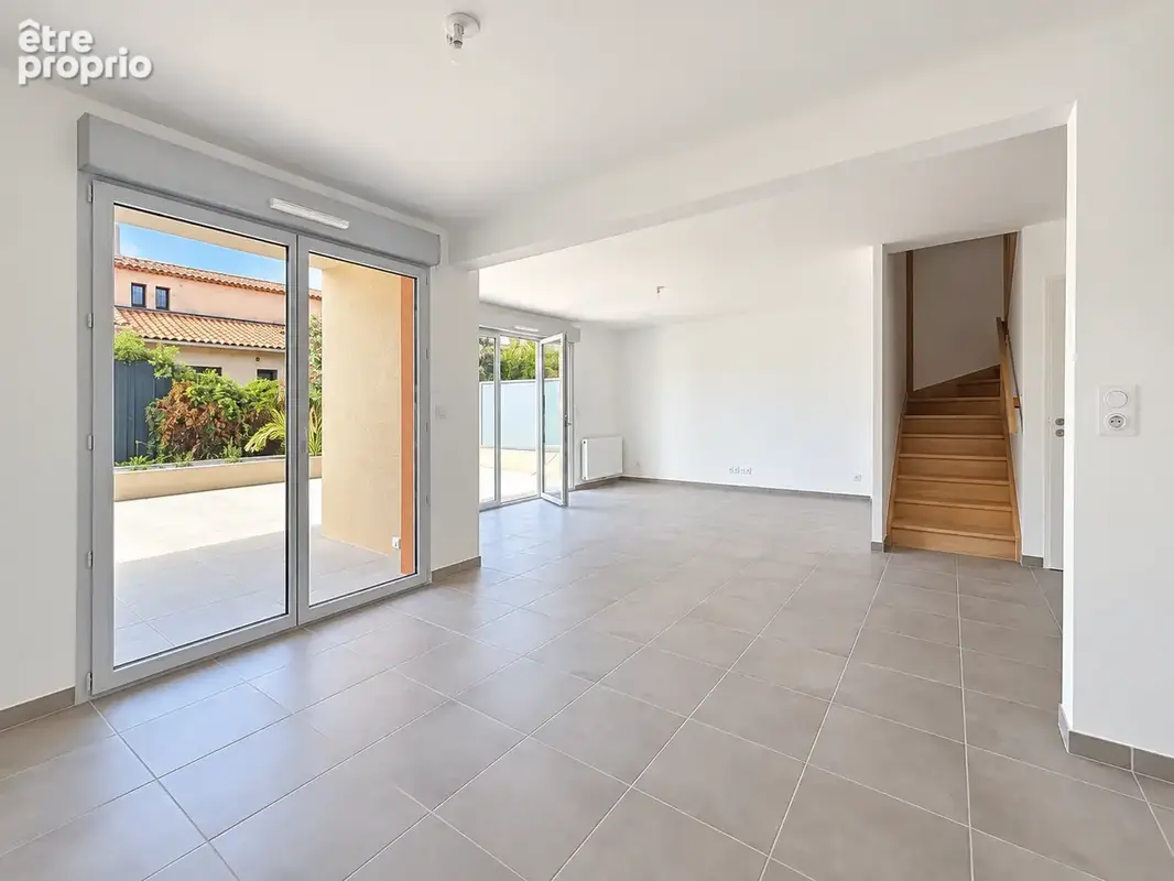Appartement à SIX-FOURS-LES-PLAGES