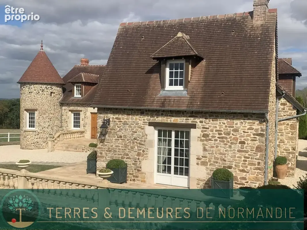 En NORMANDIE dans le département de l'ORNE, propriété de caractère sur 27 HA - photo 2