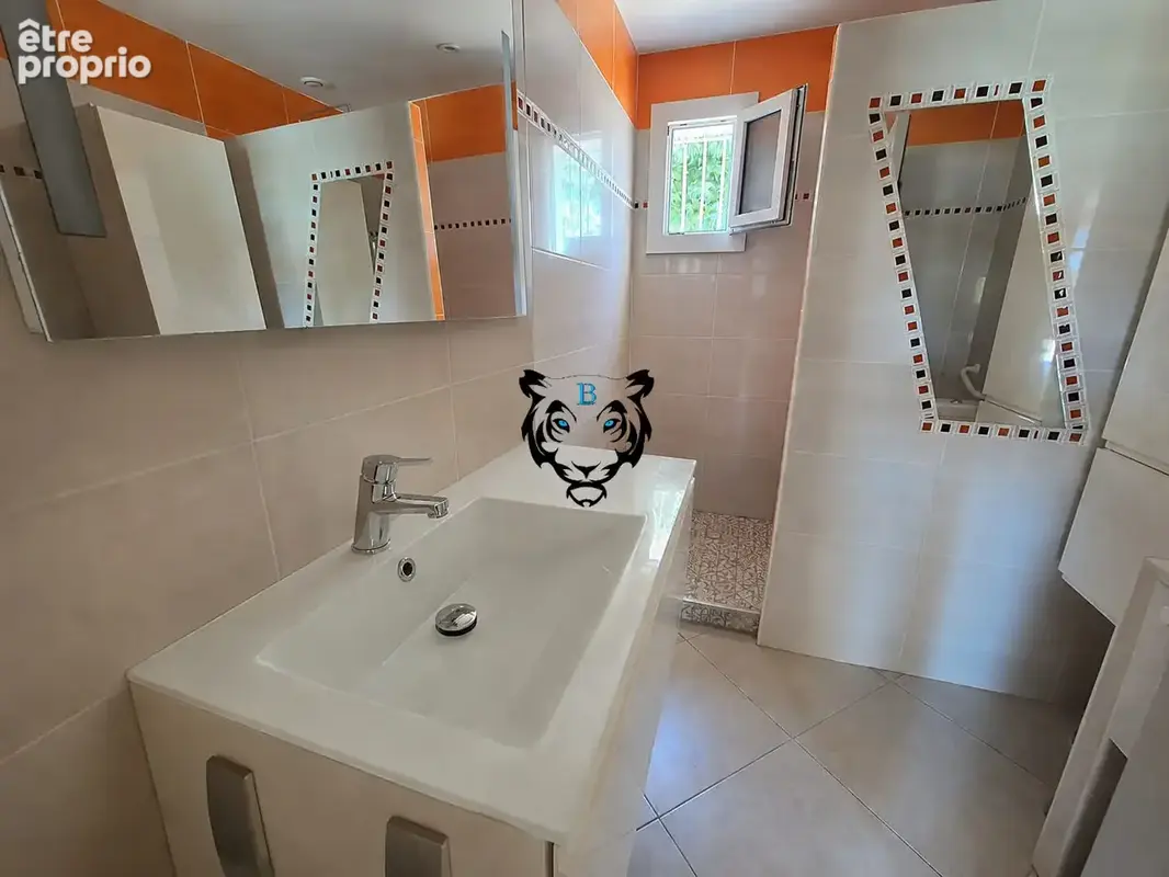 EXCLUSIVITE Maison Le Muy avec garage et piscine - photo 6