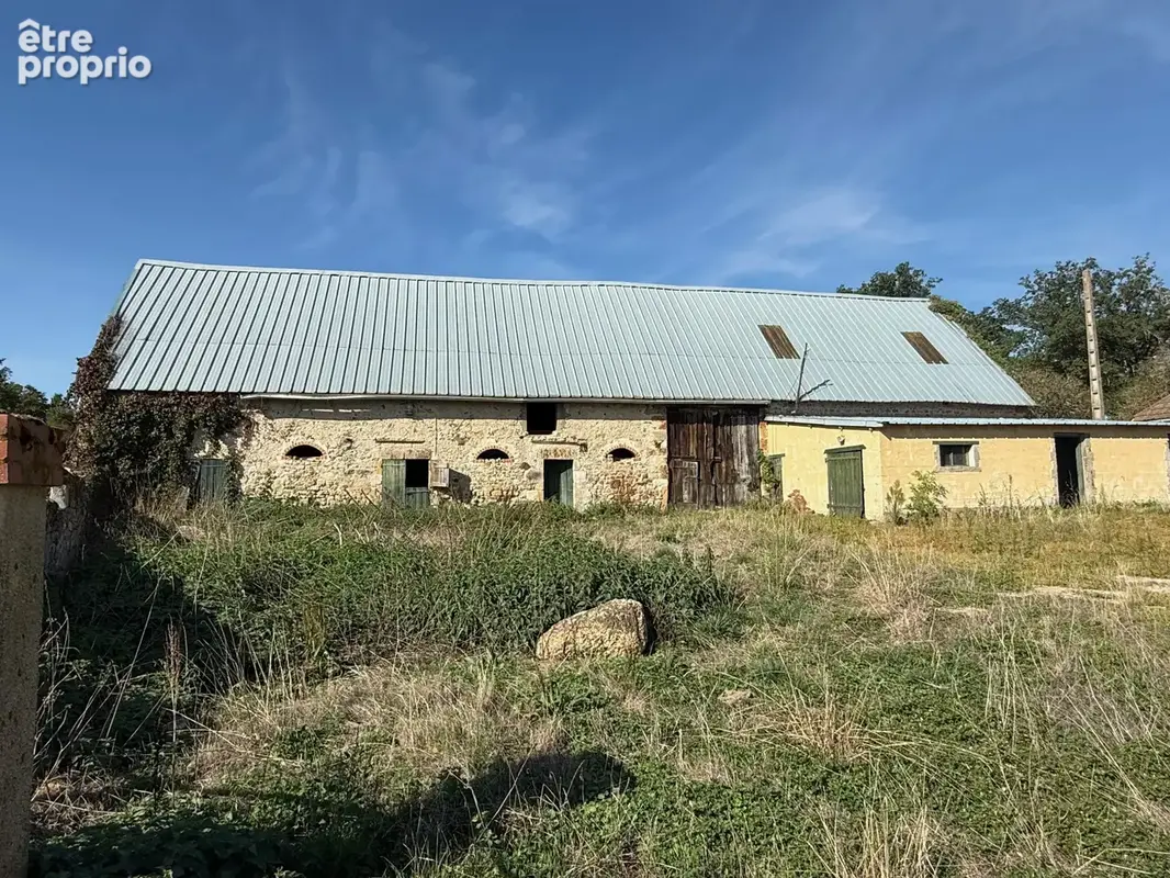 Auv 1210 : Magnifique projet : corps de ferme à rénover, plus de 28ha - photo 4