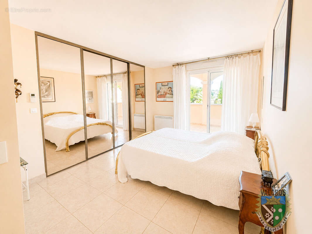 Appartement à CARQUEIRANNE
