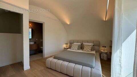 Appartement à VILLEFRANCHE-SUR-MER