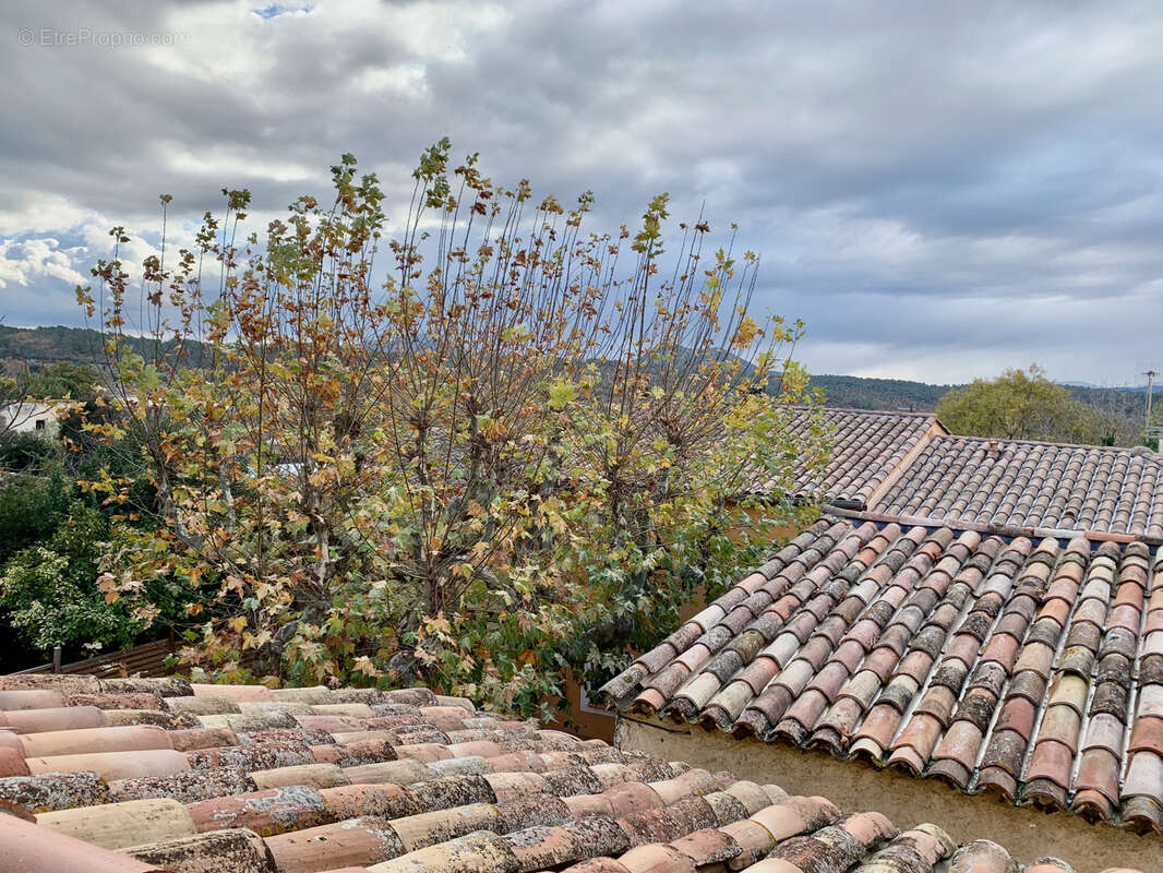 Appartement à TAVERNES