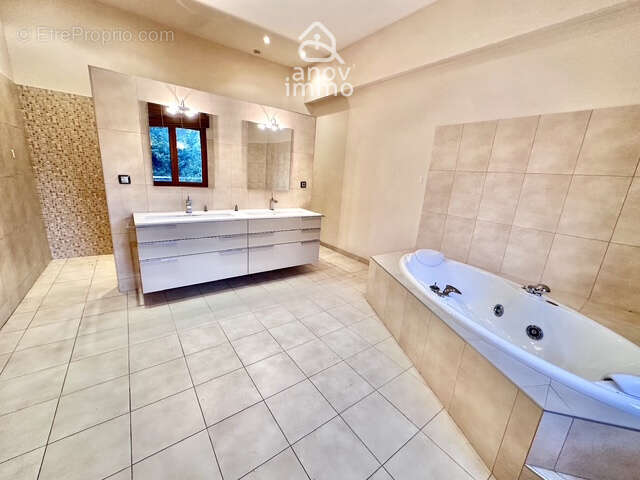 Grande propriété sur les hauteurs du village   Calme absolu - photo 15