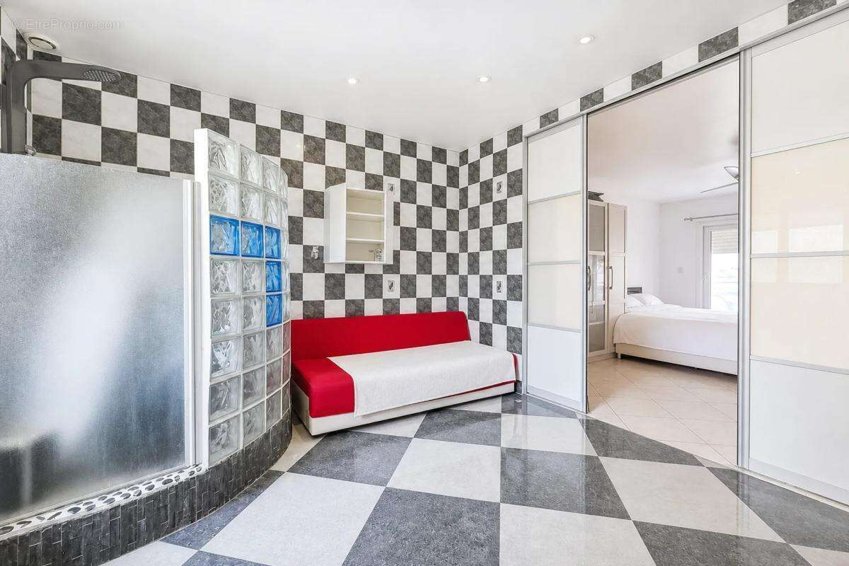 Maison familiale spacieuse à Gouvernes - photo 6