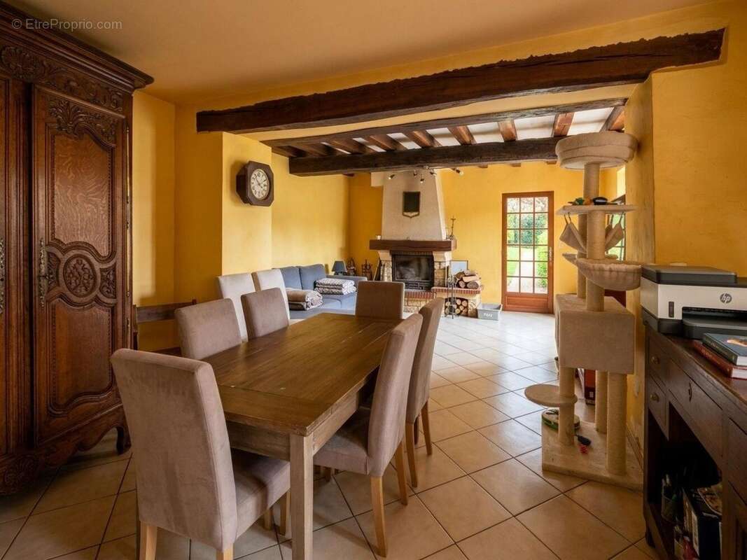Maison 113 m² à Aillant-Sur-Tholon  - photo 2