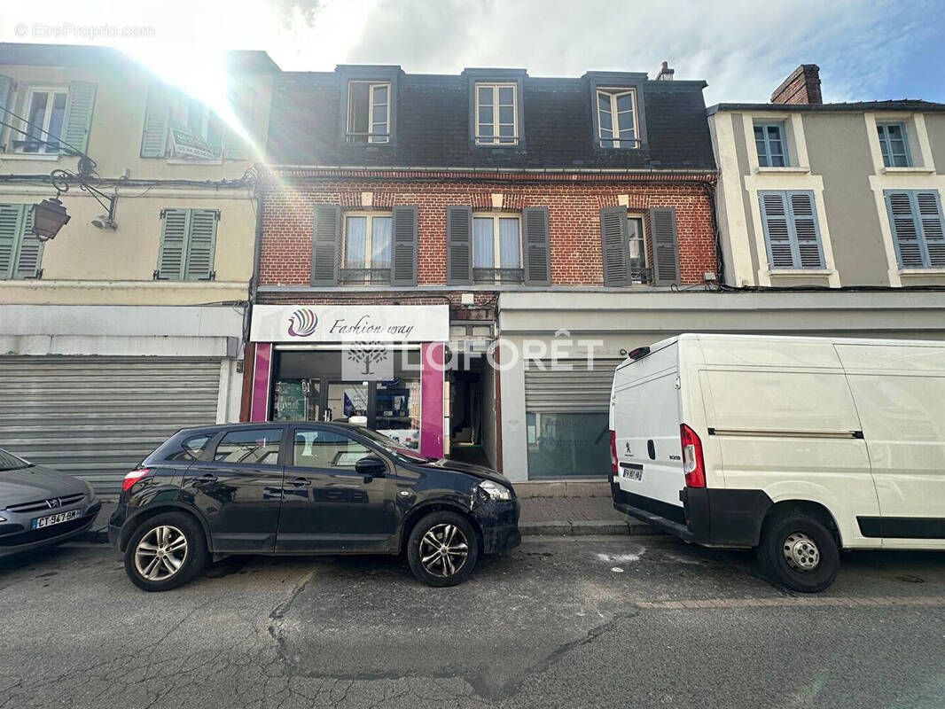 Appartement à MERU