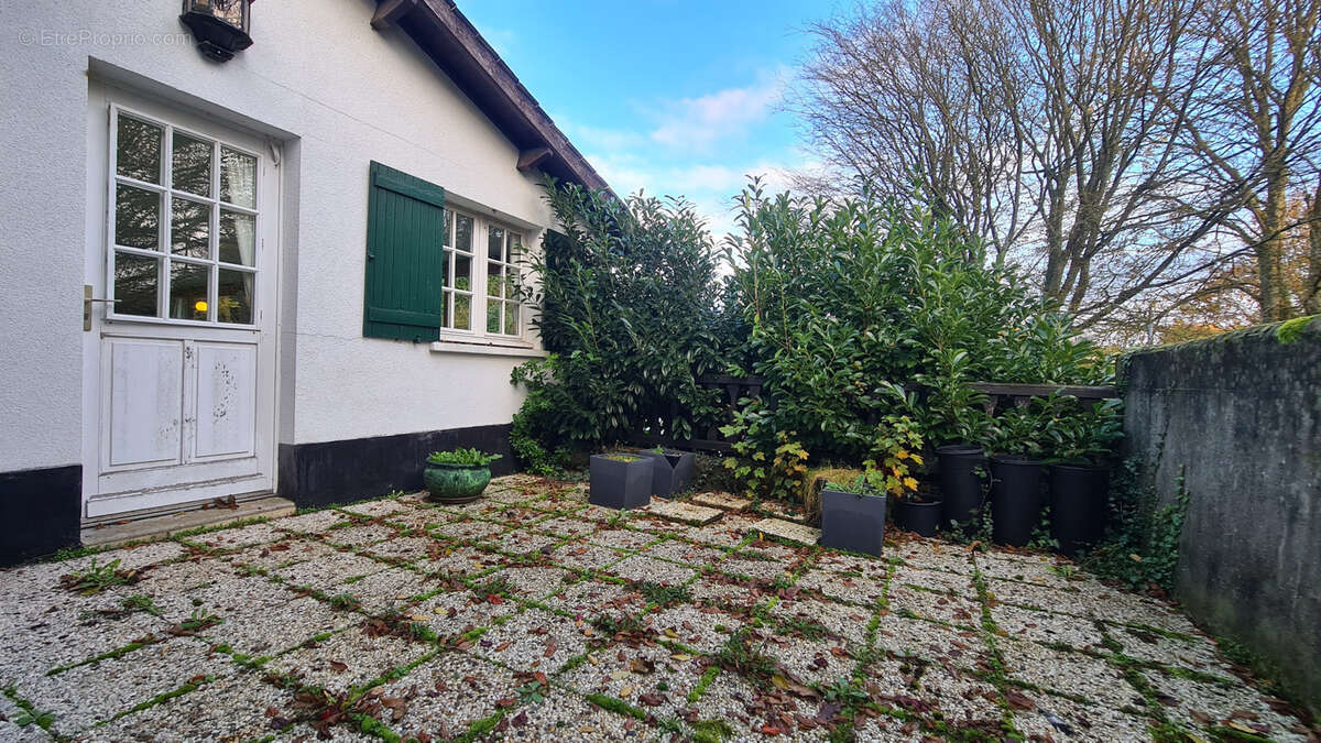 Maison à RECQUES-SUR-COURSE