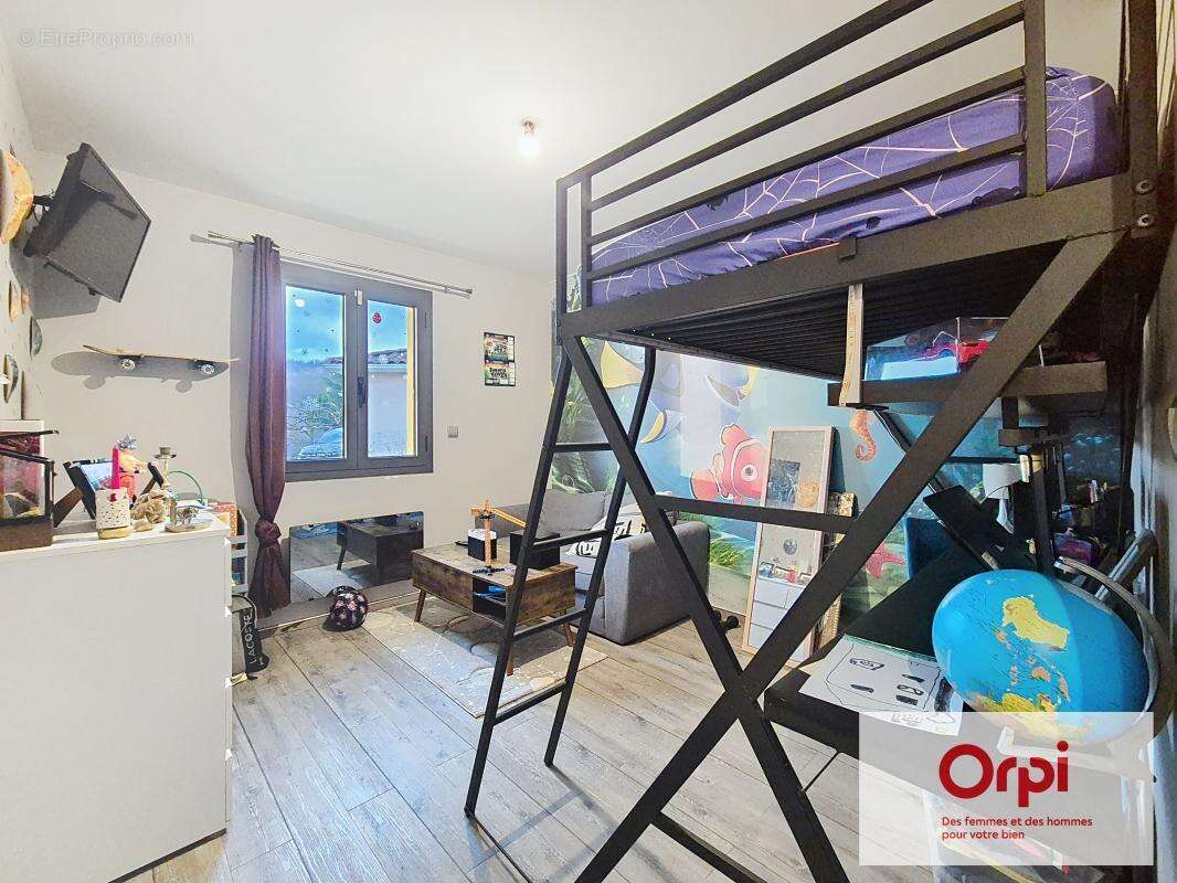 Maison à LE LARDIN-SAINT-LAZARE