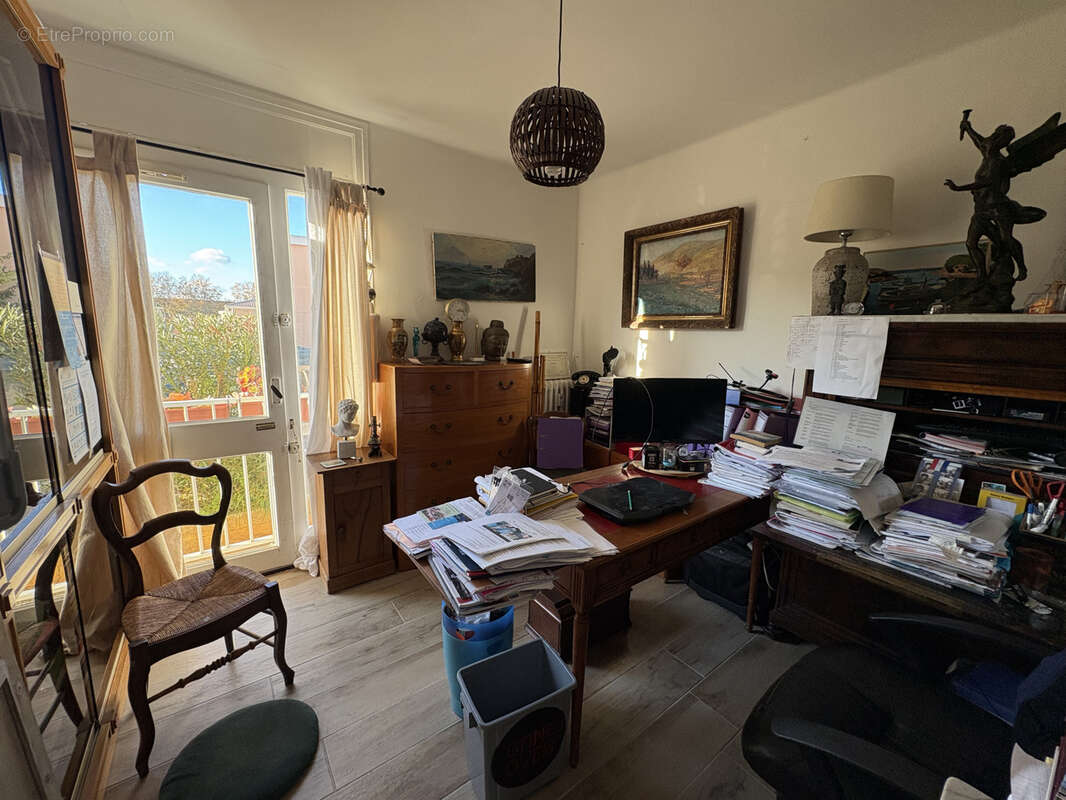 Appartement à SIX-FOURS-LES-PLAGES