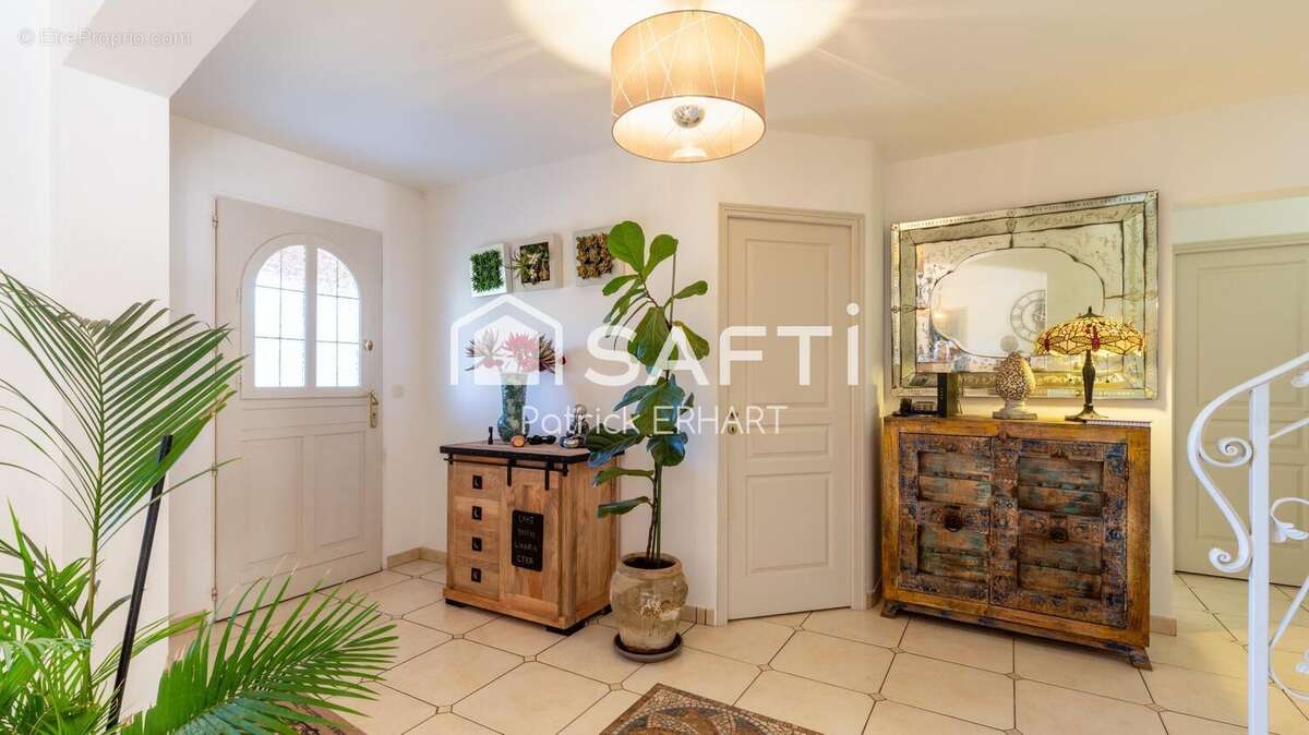 Photo 2 - Maison à PUGET-SUR-ARGENS
