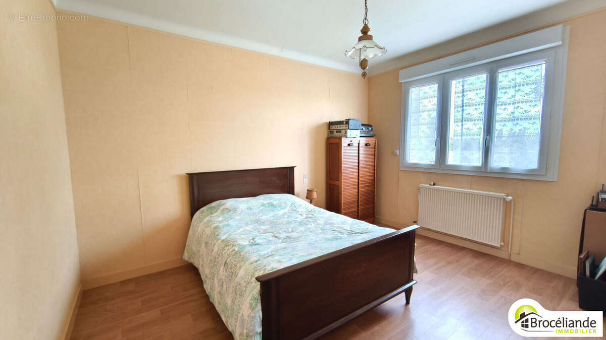 Maison à SAINT-GILLES