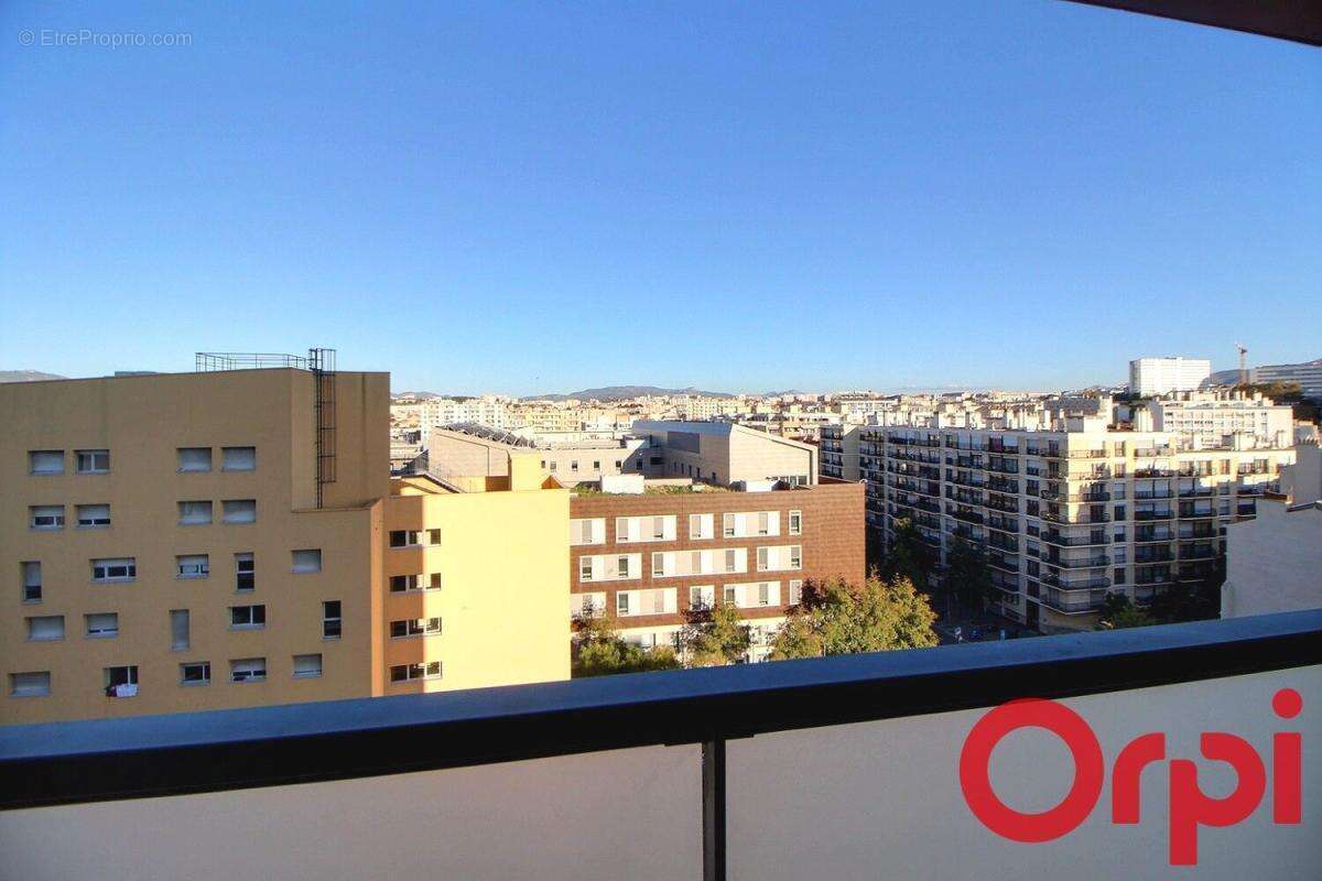 Appartement à MARSEILLE-2E