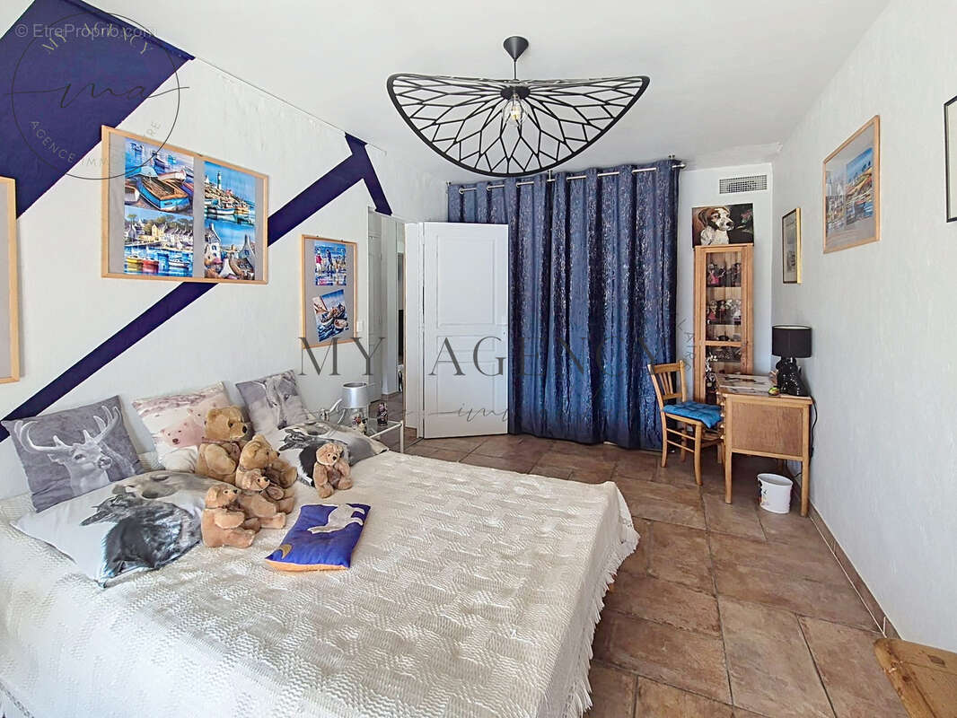 Maison familiale de 205 m2 - photo 4