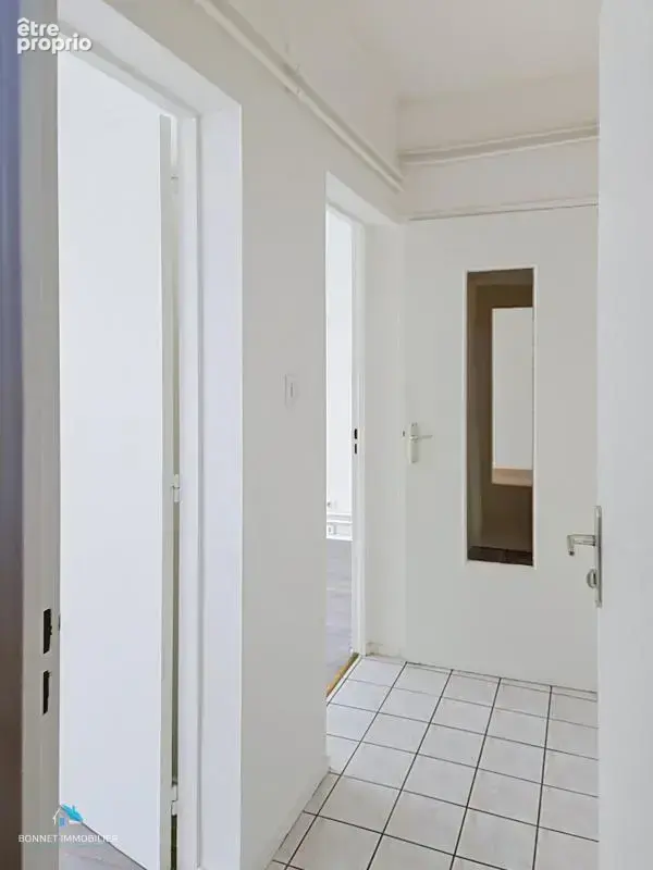 Appartement T3 - 2 chambres - 70 m² - photo 8