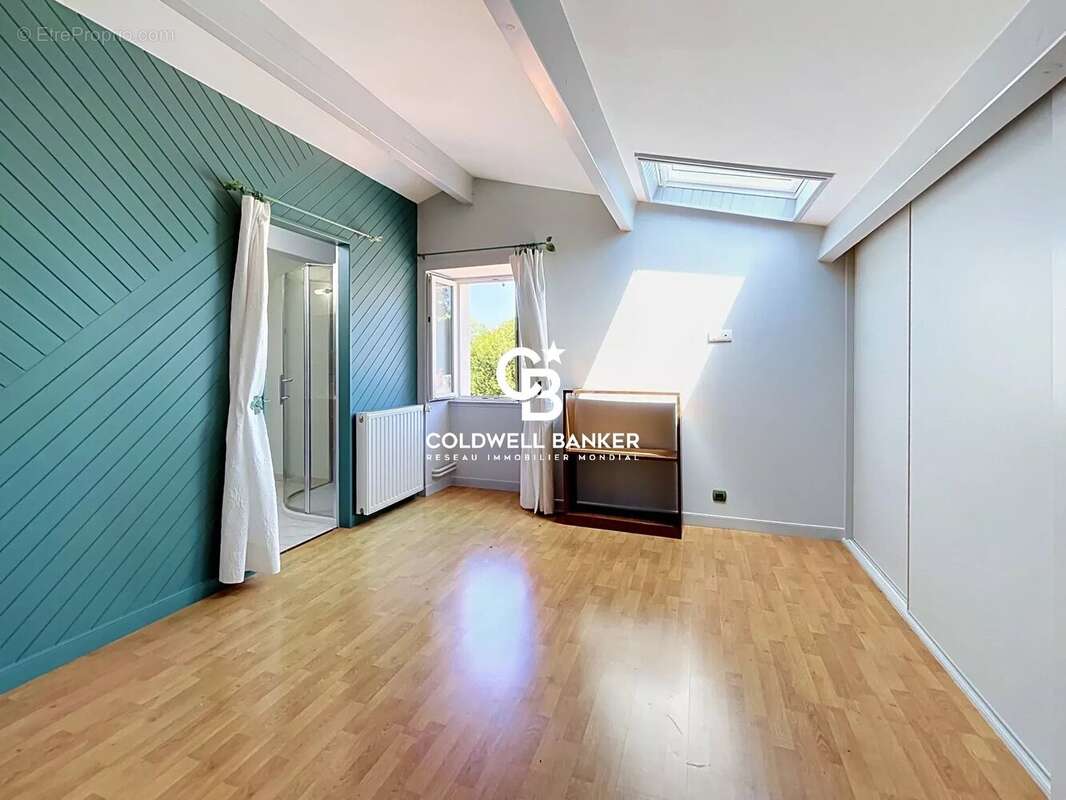 Vente Propriété de Charme : Ancienne Propriété Viticole de 275 m² avec Piscine - photo 16