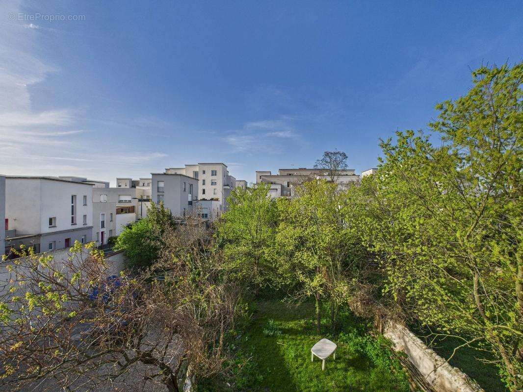 Appartement à STAINS